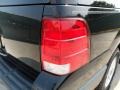 Black Clearcoat - Expedition XLT Photo No. 19