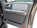 Black Clearcoat - Expedition XLT Photo No. 25