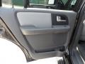 Black Clearcoat - Expedition XLT Photo No. 32