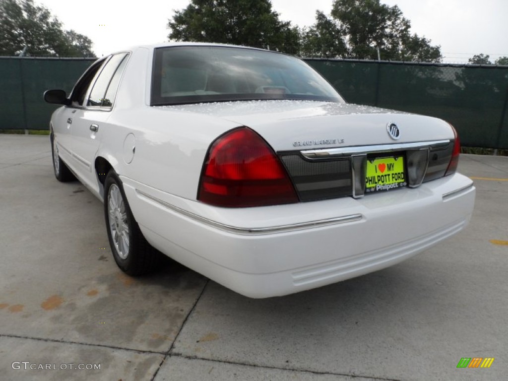 2010 Grand Marquis LS Ultimate Edition - Vibrant White / Medium Light Stone photo #5