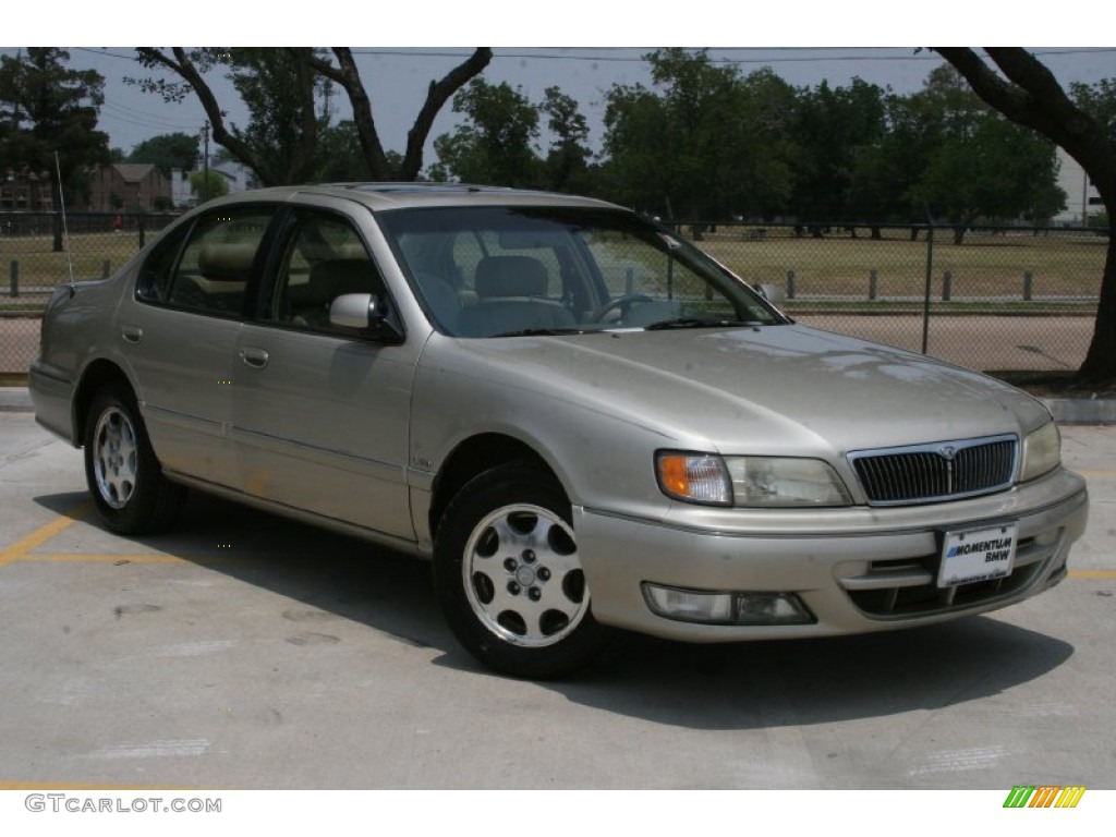 1999 I 30 - Sandrock Beige Metallic / Beige photo #1