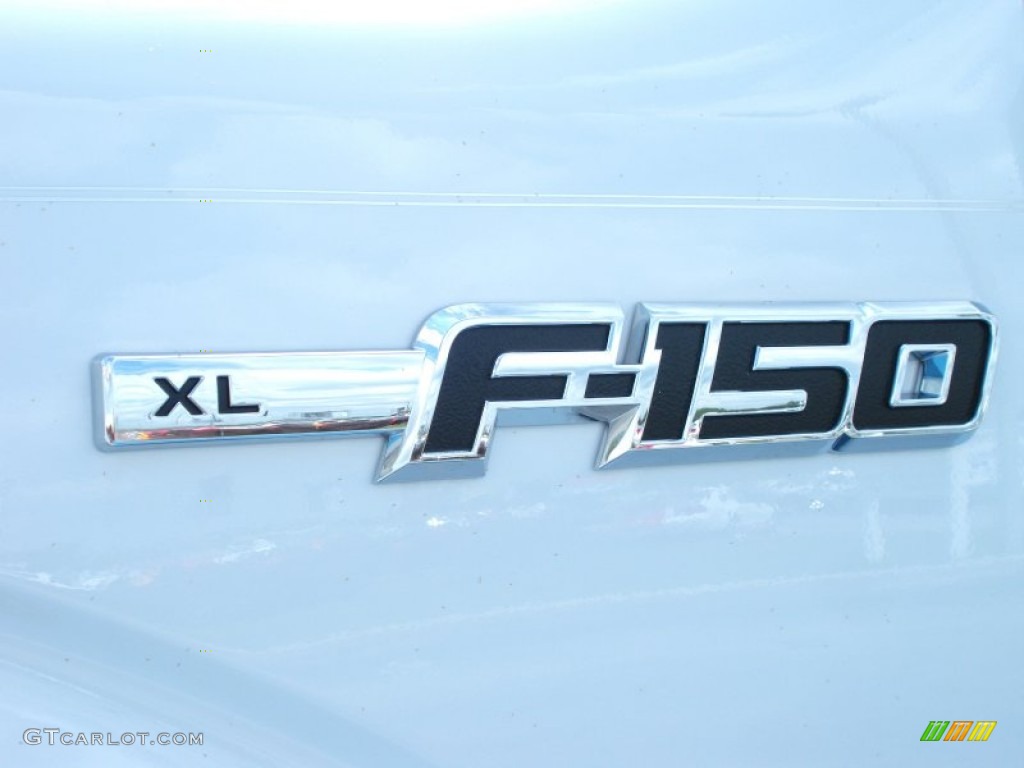 2011 F150 XL Regular Cab - Oxford White / Steel Gray photo #4