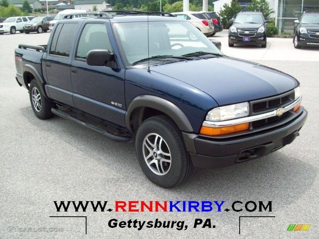 2004 S10 LS ZR5 Crew Cab 4x4 - Indigo Blue Metallic / Graphite photo #1