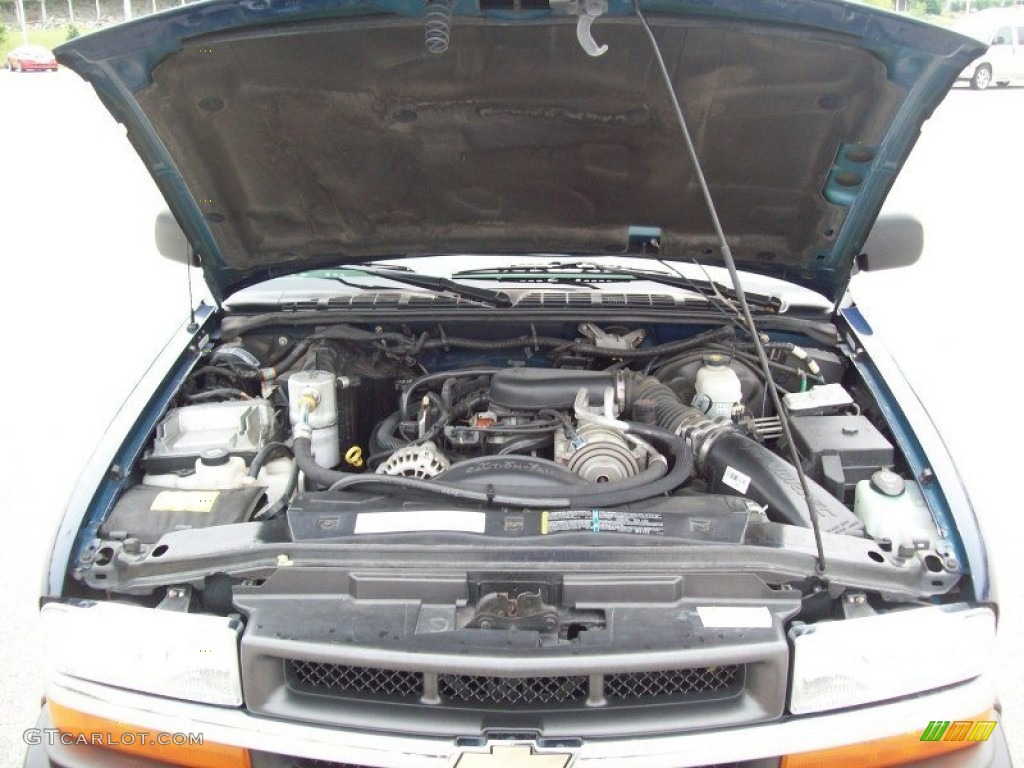 2004 Chevrolet S10 LS ZR5 Crew Cab 4x4 4.3 Liter OHV 12-Valve Vortec V6 Engine Photo #50236783