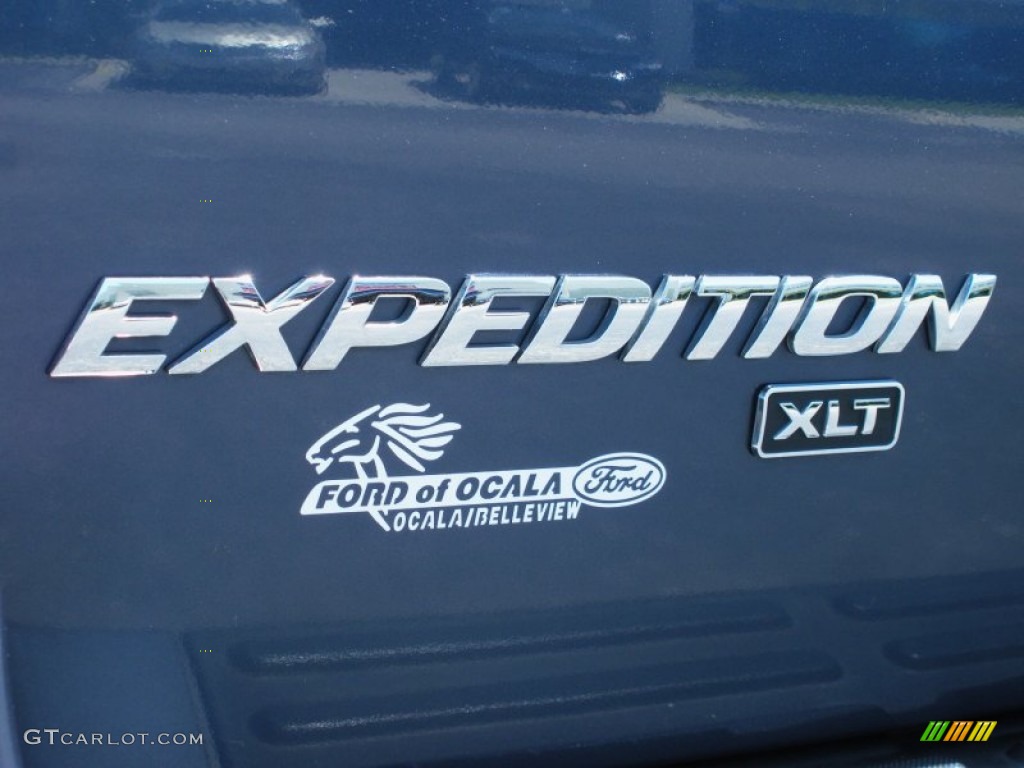 2004 Expedition XLT - Medium Wedgewood Blue Metallic / Medium Parchment photo #9