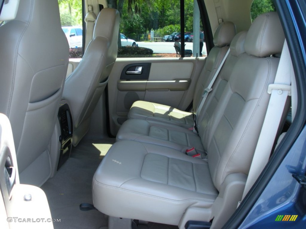Medium Parchment Interior 2004 Ford Expedition XLT Photo #50237413