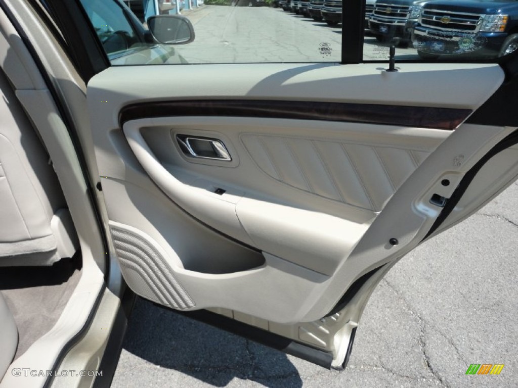 2010 Ford Taurus Limited AWD Light Stone Door Panel Photo #50238079