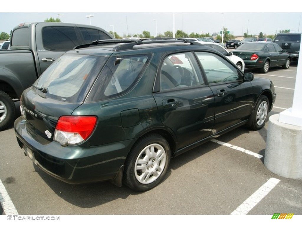 2004 Impreza 2.5 Sport Wagon - Woodland Green Pearl / Gray photo #2