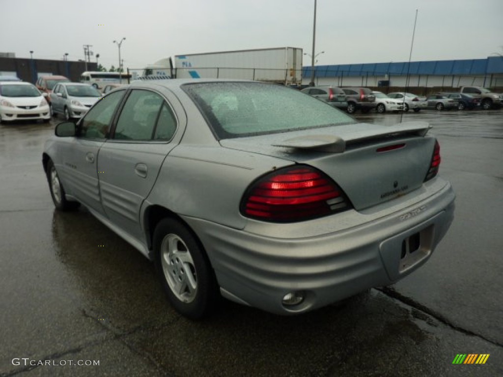1999 Grand Am SE Sedan - Silvermist Metallic / Dark Pewter photo #2