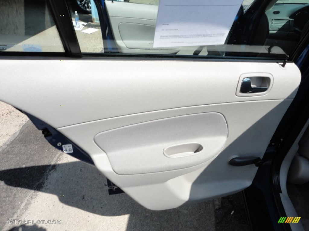 2005 Cobalt Sedan - Arrival Blue Metallic / Gray photo #18