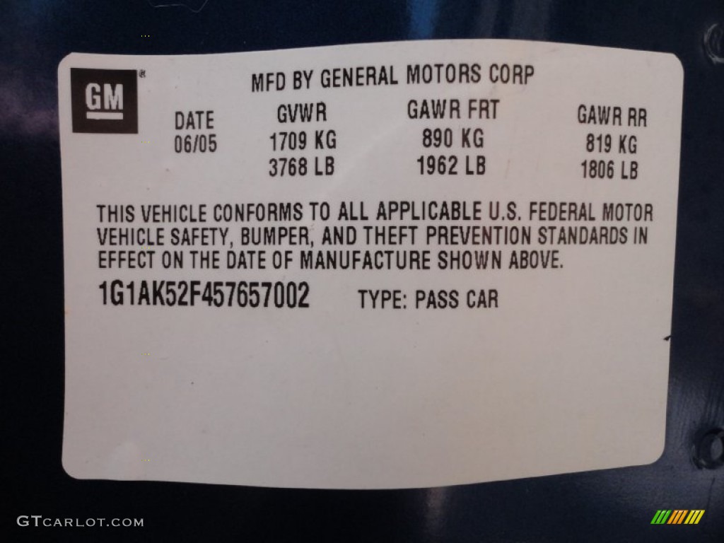 2005 Cobalt Sedan - Arrival Blue Metallic / Gray photo #25