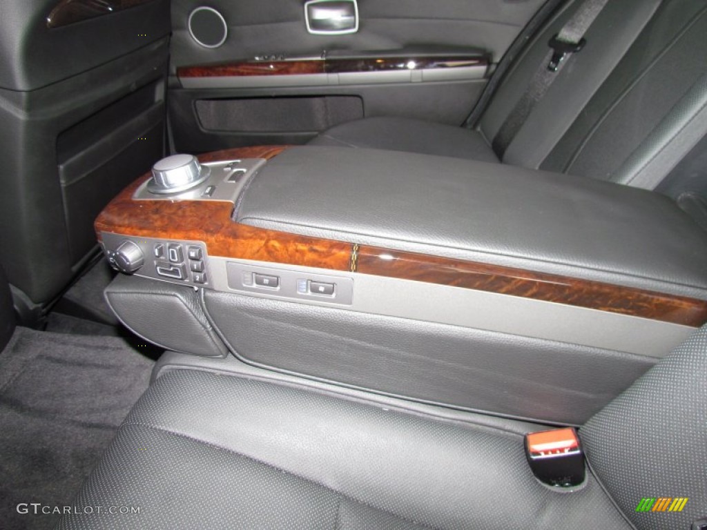 2008 BMW 7 Series 760Li Sedan Controls Photos