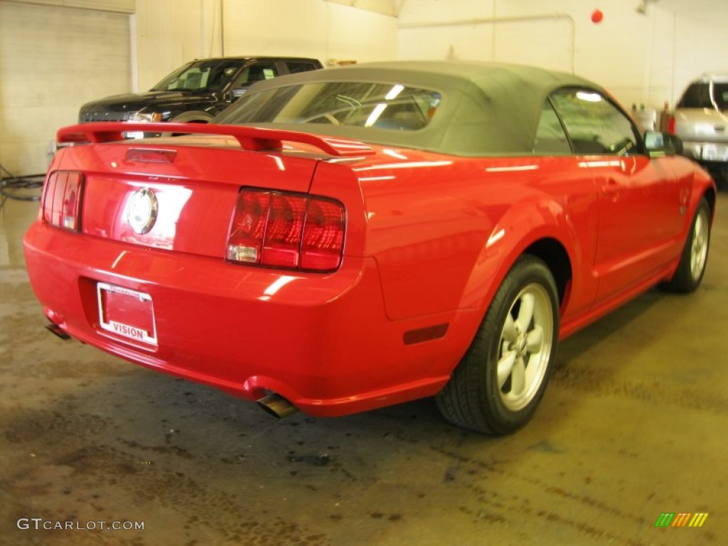 2005 Mustang GT Premium Convertible - Torch Red / Dark Charcoal photo #2