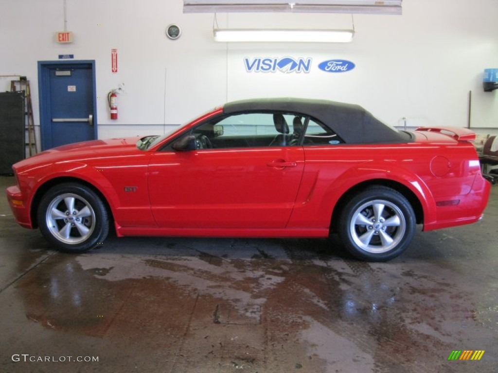 2005 Mustang GT Premium Convertible - Torch Red / Dark Charcoal photo #17