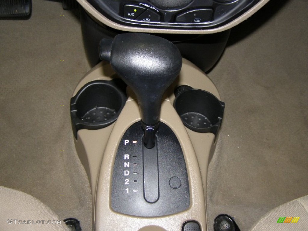 2005 Ford Focus ZX4 SE Sedan 4 Speed Automatic Transmission Photo #50247304