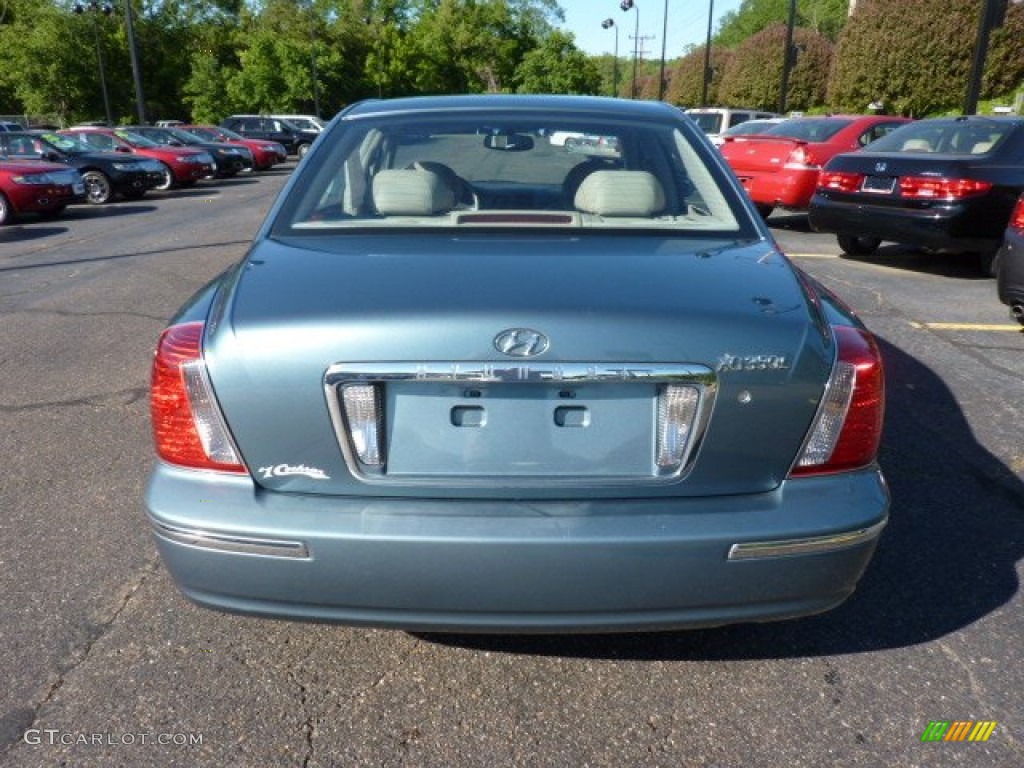 2004 XG350 L Sedan - Celadon Green Metallic / Beige photo #3