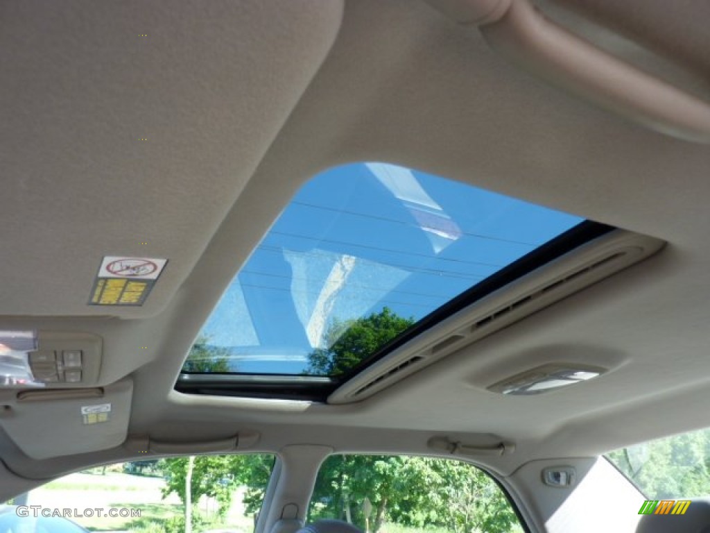 2004 XG350 L Sedan - Celadon Green Metallic / Beige photo #12