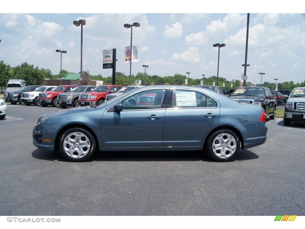 2011 Fusion SE - Steel Blue Metallic / Camel photo #5