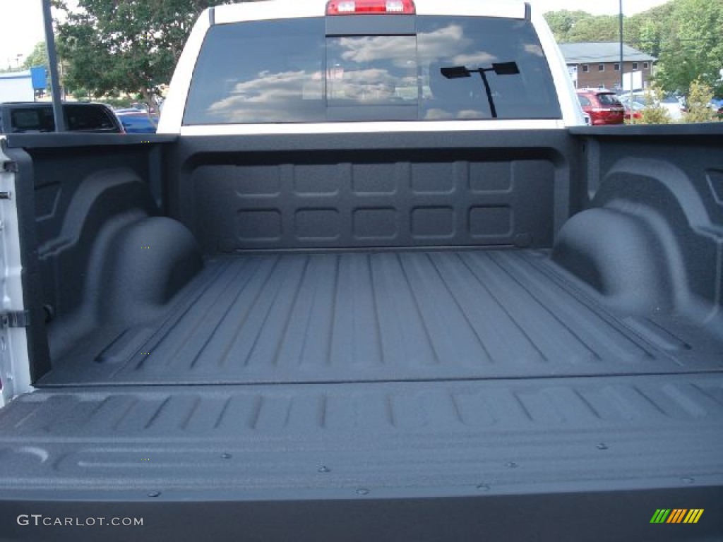 2011 Ram 1500 Big Horn Crew Cab 4x4 - Bright Silver Metallic / Dark Slate Gray/Medium Graystone photo #13