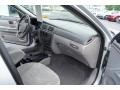 2006 Silver Frost Metallic Ford Taurus SE  photo #15