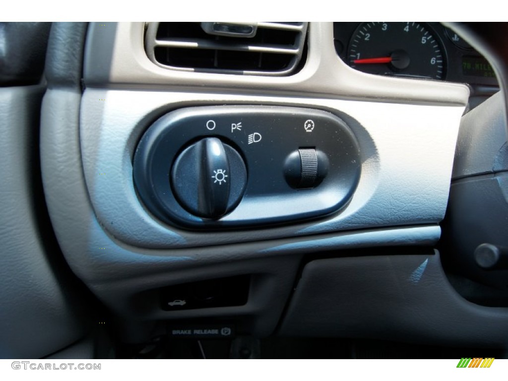 2006 Taurus SE - Silver Frost Metallic / Medium/Dark Flint Grey photo #34