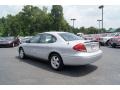 2006 Silver Frost Metallic Ford Taurus SE  photo #35