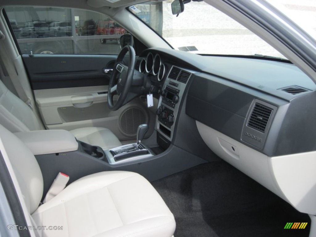 Dark Slate Gray/Light Graystone Interior 2007 Dodge Magnum R/T Photo #50253464