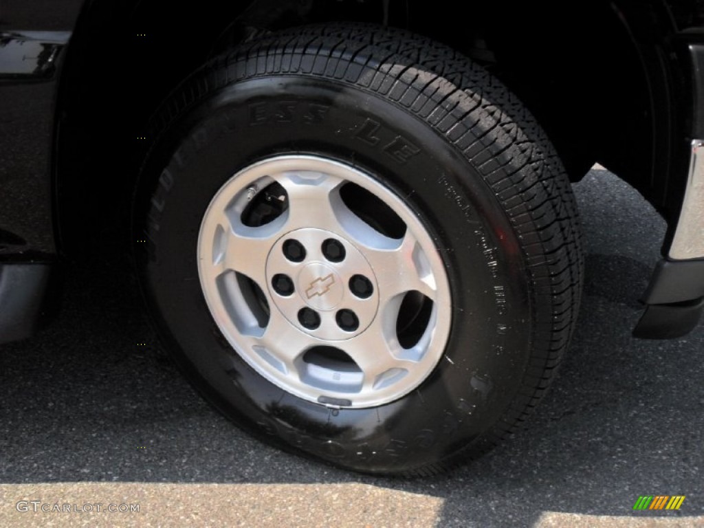 2005 Suburban 1500 LS 4x4 - Black / Gray/Dark Charcoal photo #24