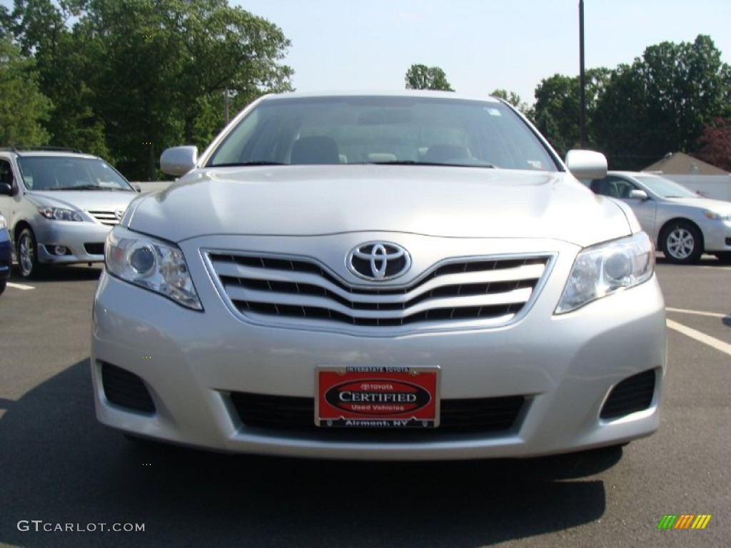 2010 Camry LE - Classic Silver Metallic / Ash Gray photo #2