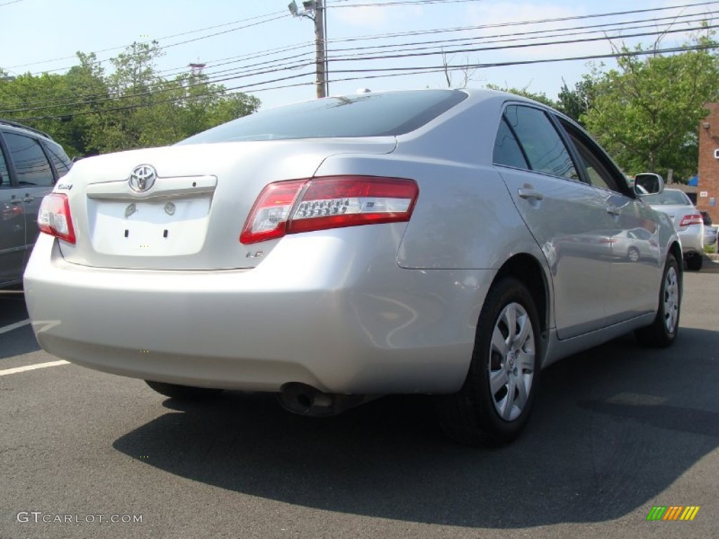 2010 Camry LE - Classic Silver Metallic / Ash Gray photo #4