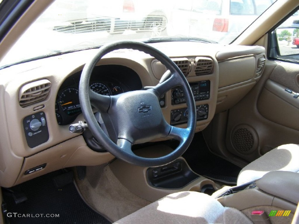 Beige Interior 2001 Chevrolet Blazer LS Photo #50256563