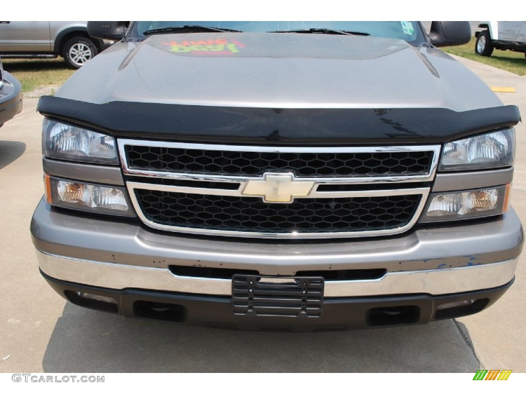 2006 Silverado 1500 LT Extended Cab - Graystone Metallic / Dark Charcoal photo #10