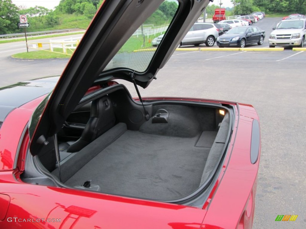 2010 Chevrolet Corvette Coupe Trunk Photo #50260094