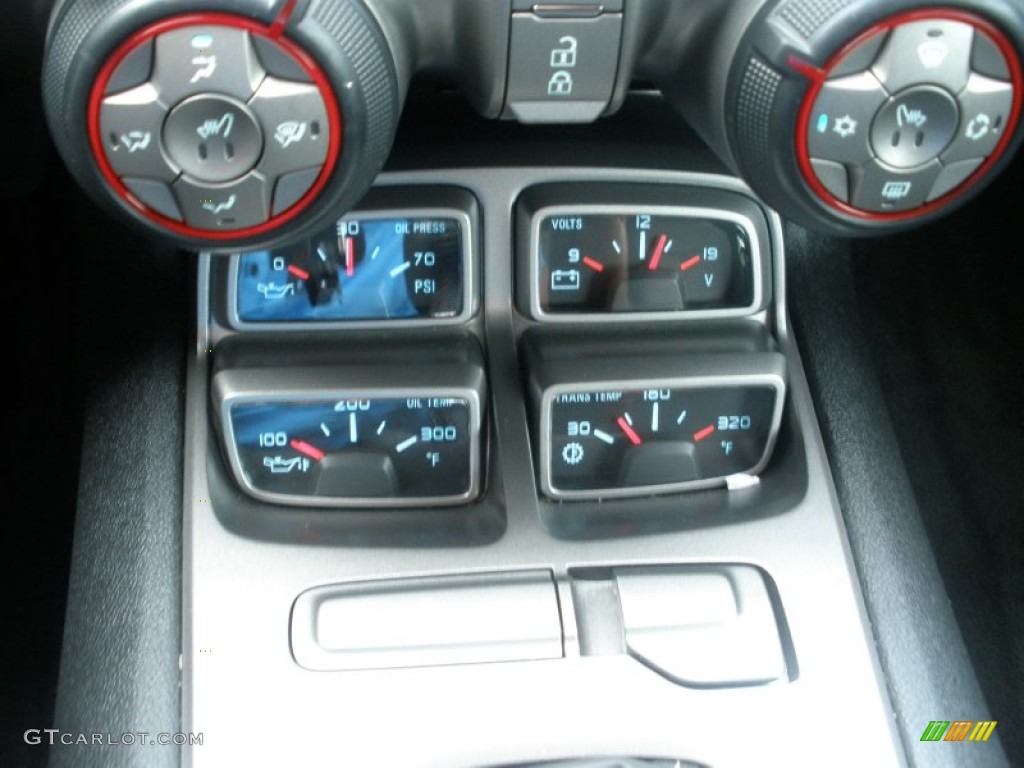 2010 Chevrolet Camaro SS Coupe Controls Photo #50260916
