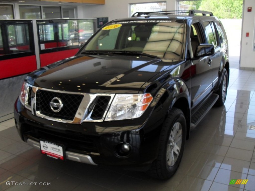 2008 Pathfinder LE 4x4 - Super Black / Cafe Latte photo #1