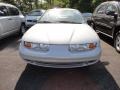 2000 Light Silver Saturn S Series SL1 Sedan  photo #2