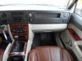 2006 Stone White Jeep Commander Limited  photo #19