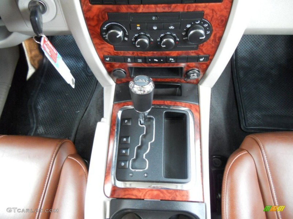 2006 Jeep Commander Limited 5 Speed Automatic Transmission Photo #50262524