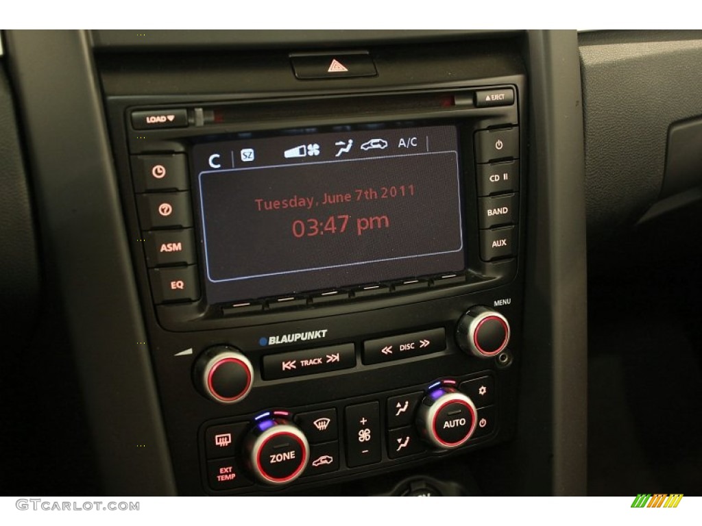 2008 Pontiac G8 GT Controls Photo #50263340