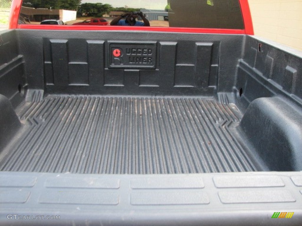 2003 Silverado 1500 LS Extended Cab - Victory Red / Dark Charcoal photo #7
