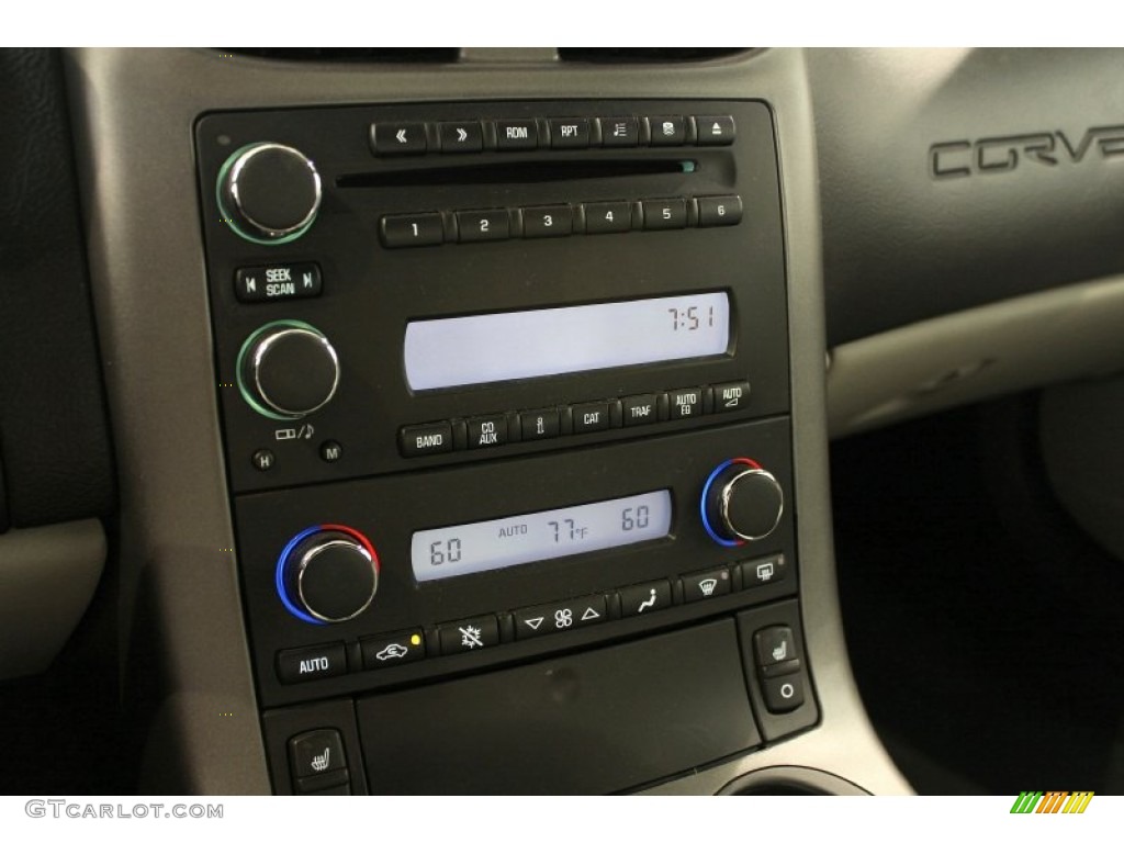 2006 Chevrolet Corvette Coupe Controls Photo #50263796