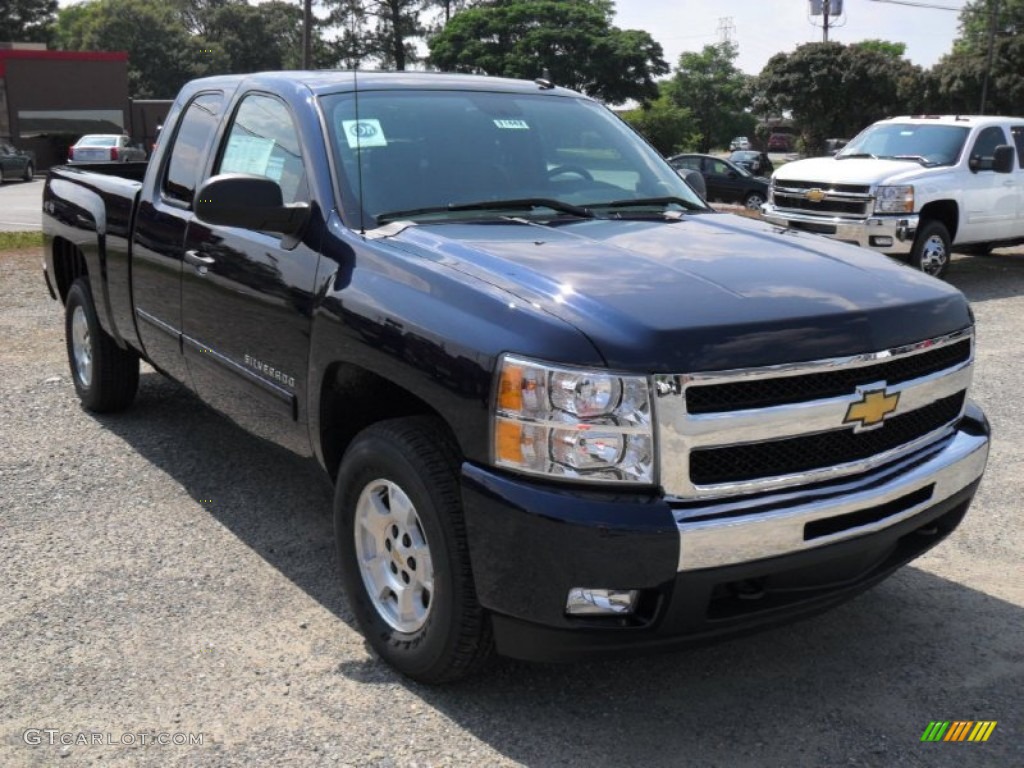 2011 Silverado 1500 LT Extended Cab 4x4 - Imperial Blue Metallic / Ebony photo #5