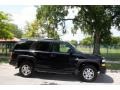 Black - Tahoe Z71 4x4 Photo No. 10