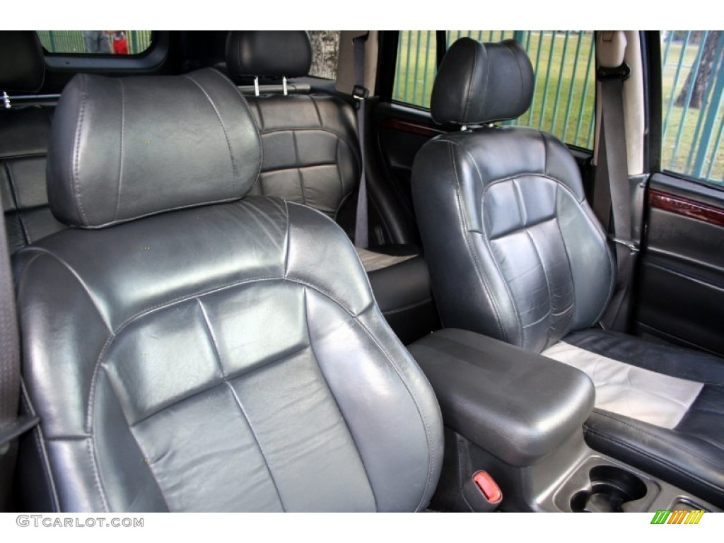 2004 Grand Cherokee Limited 4x4 - Brillant Black Crystal Pearl / Dark Slate Gray photo #37
