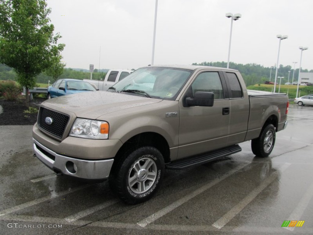 2006 F150 XLT SuperCab 4x4 - Arizona Beige Metallic / Tan photo #5