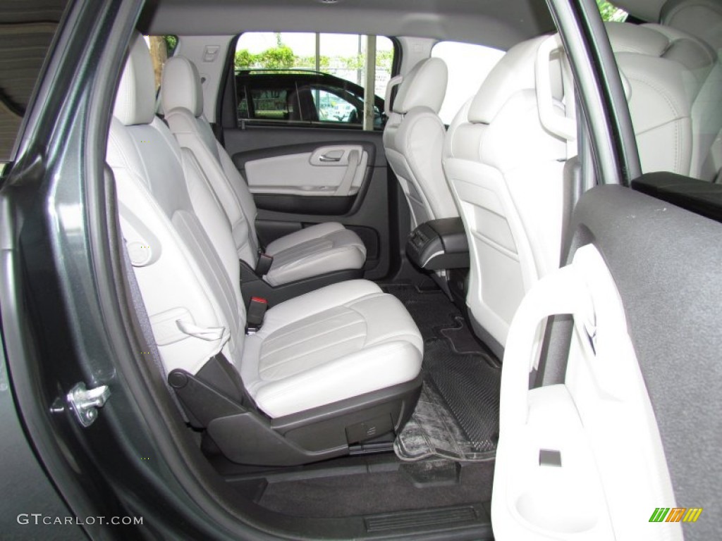 Light Gray/Ebony Interior 2011 Chevrolet Traverse LTZ AWD Photo #50271423