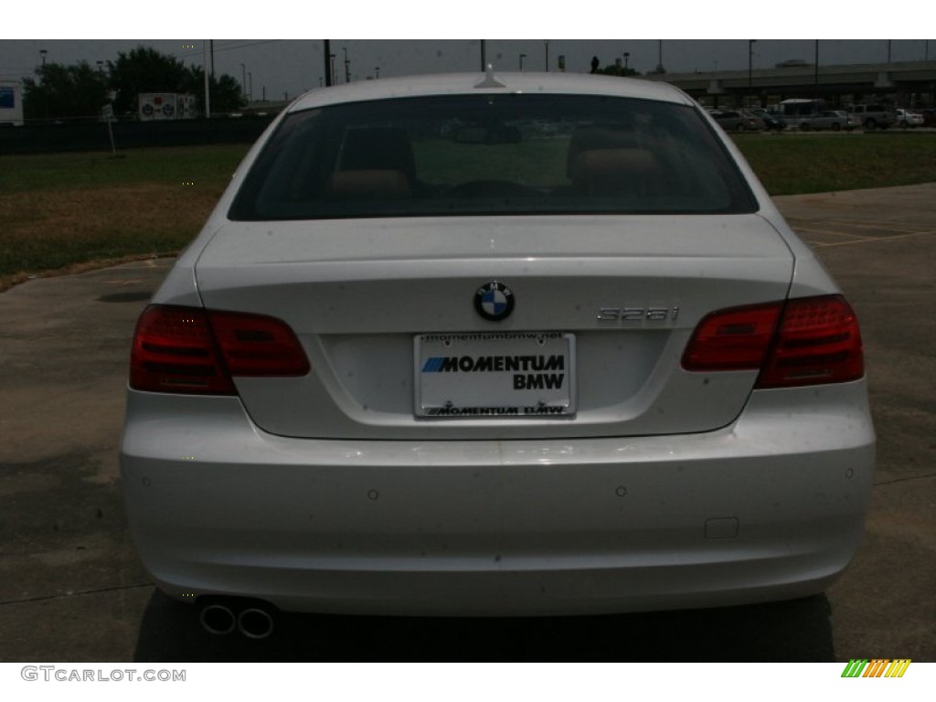 2011 3 Series 328i Coupe - Mineral White Metallic / Saddle Brown Dakota Leather photo #9