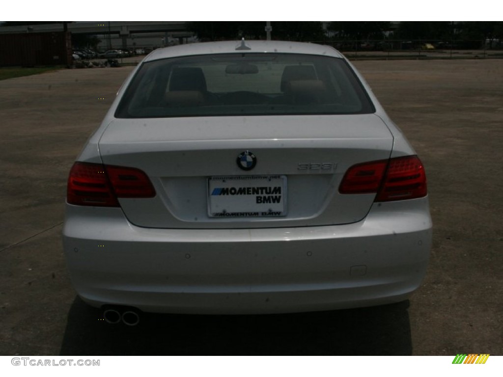 2011 3 Series 328i Coupe - Mineral White Metallic / Saddle Brown Dakota Leather photo #11