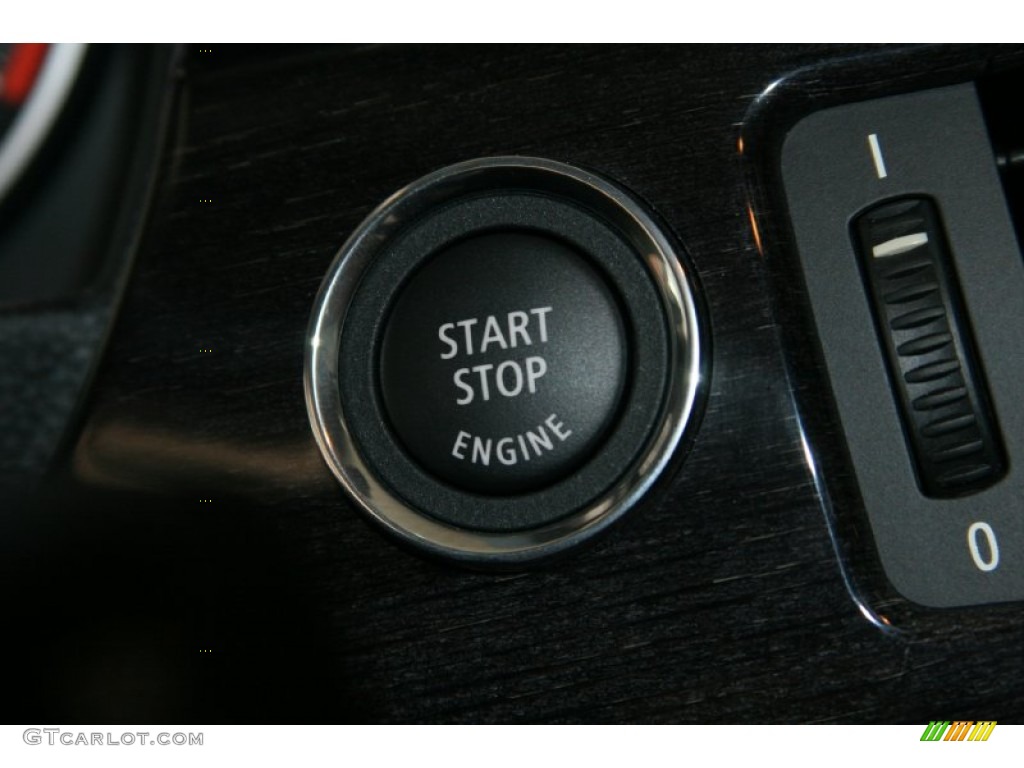 2011 3 Series 328i Coupe - Mineral White Metallic / Saddle Brown Dakota Leather photo #16