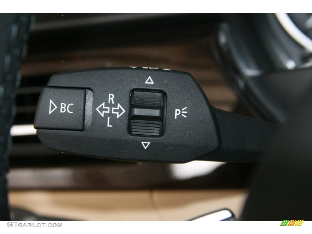 2011 3 Series 335i Sedan - Alpine White / Beige Dakota Leather photo #18